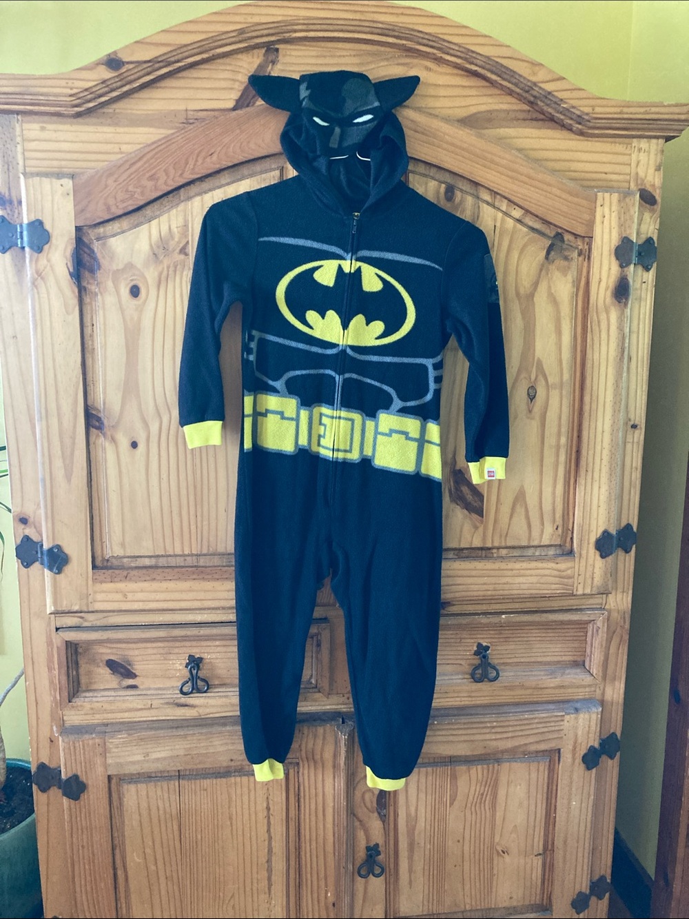Boys Lego Batman black yellow one piece hooded pajamas size 8